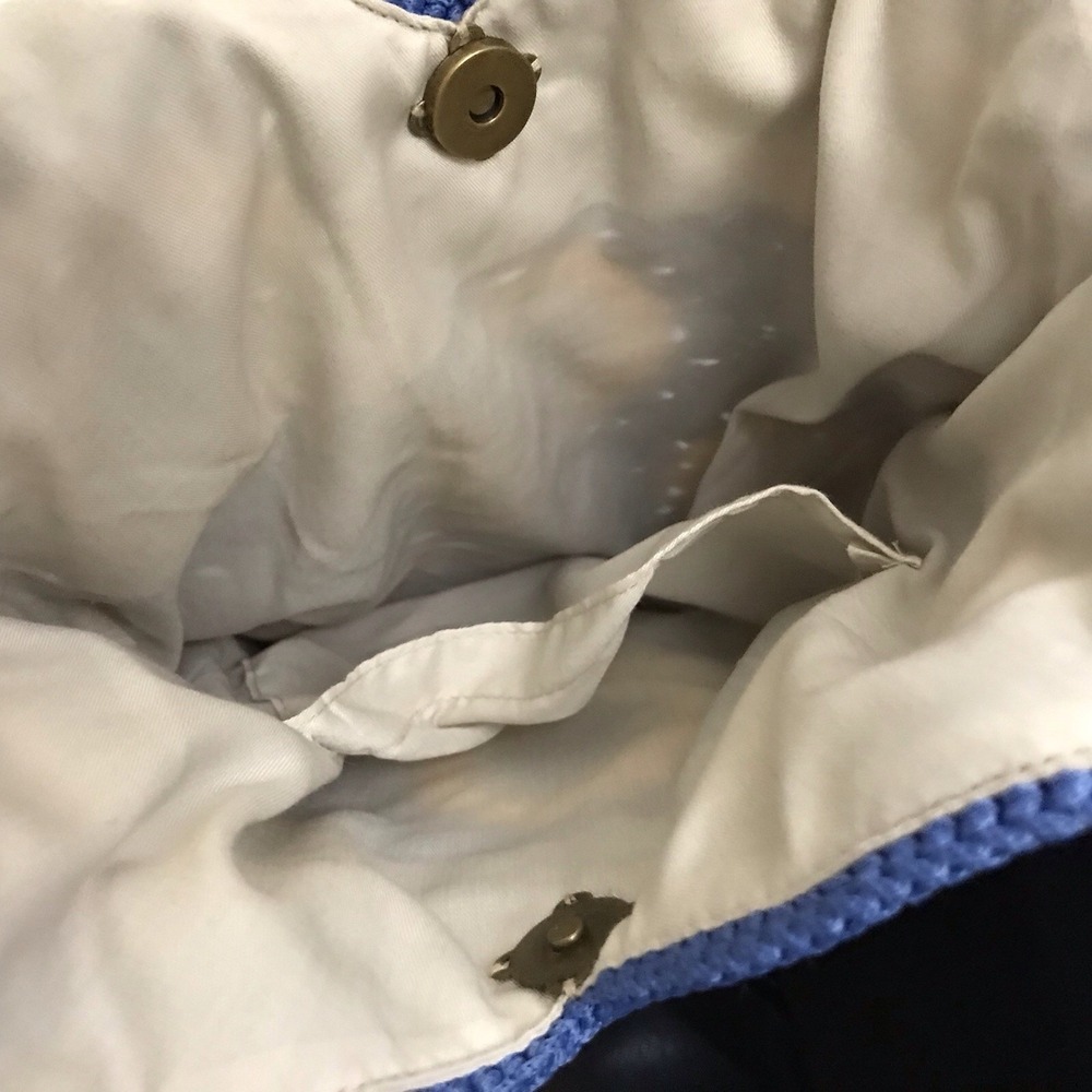 Blue Crochet Sunflower Crossbody Bag - Picture 5 of 7